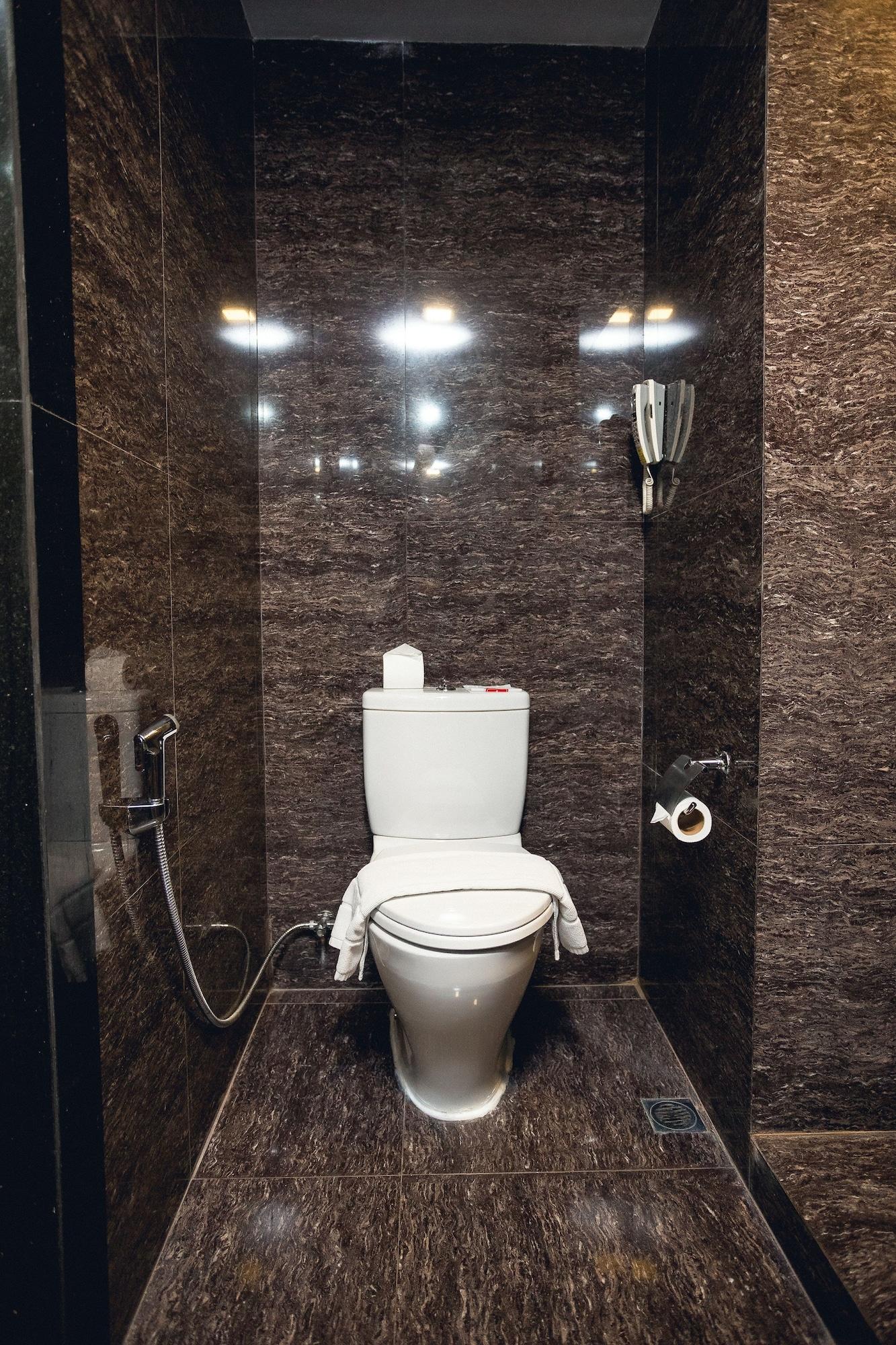 Elegant Hotel Pyi Thar Yar Rangun Kültér fotó